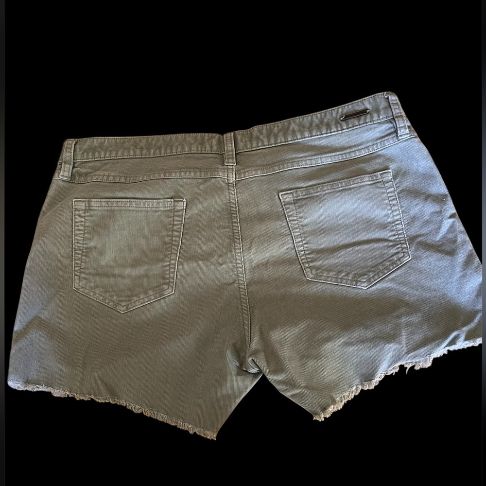 Carve shorts 12 - Picture 2 of 4